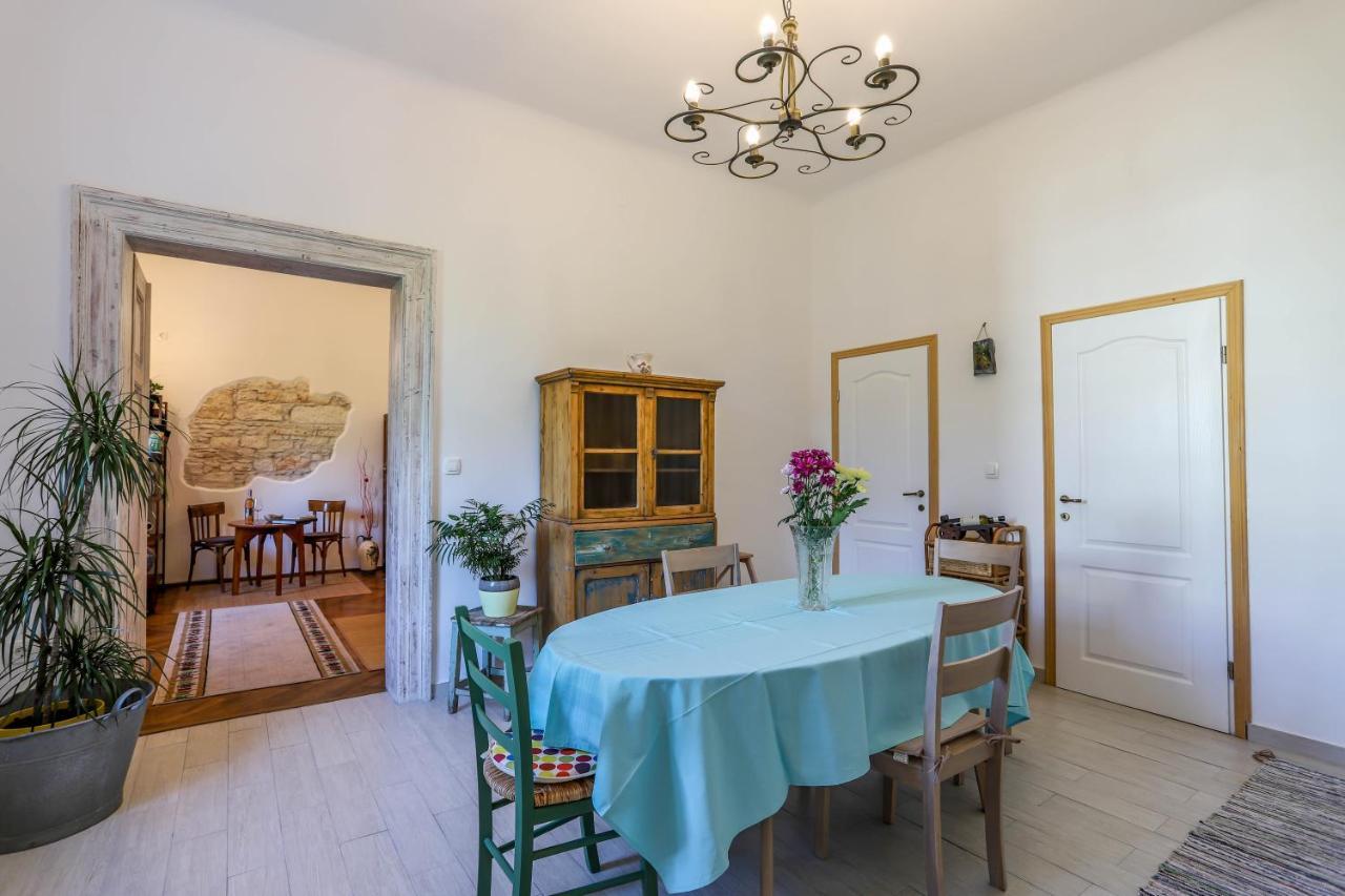 Cote Ensoleille Apartment Pula Exterior photo