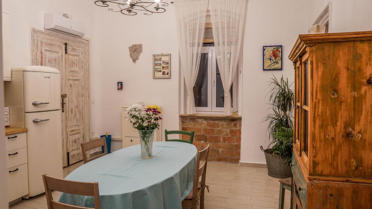Cote Ensoleille Apartment Pula Exterior photo