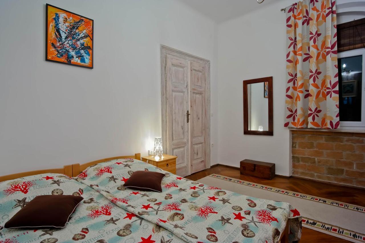 Cote Ensoleille Apartment Pula Exterior photo